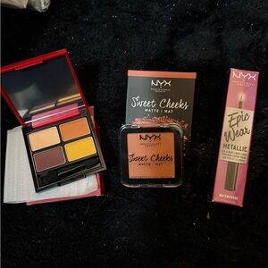 Makeup bundle